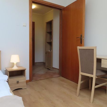 Dobry Zakatek Dom Rekolekcyjny Hotel คอนสแตนชิน-เยซออร์นา ภายนอก รูปภาพ
