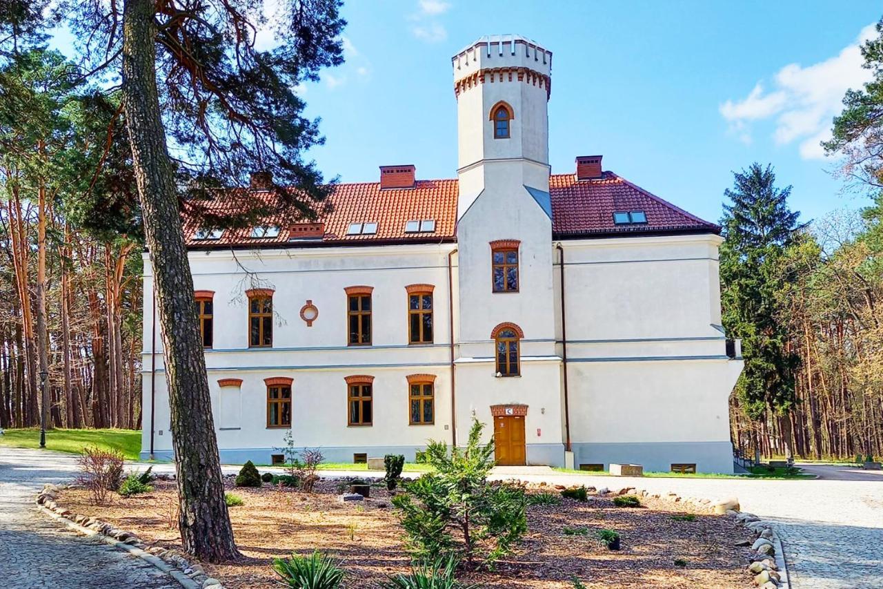 Dobry Zakatek Dom Rekolekcyjny Hotel คอนสแตนชิน-เยซออร์นา ภายนอก รูปภาพ
