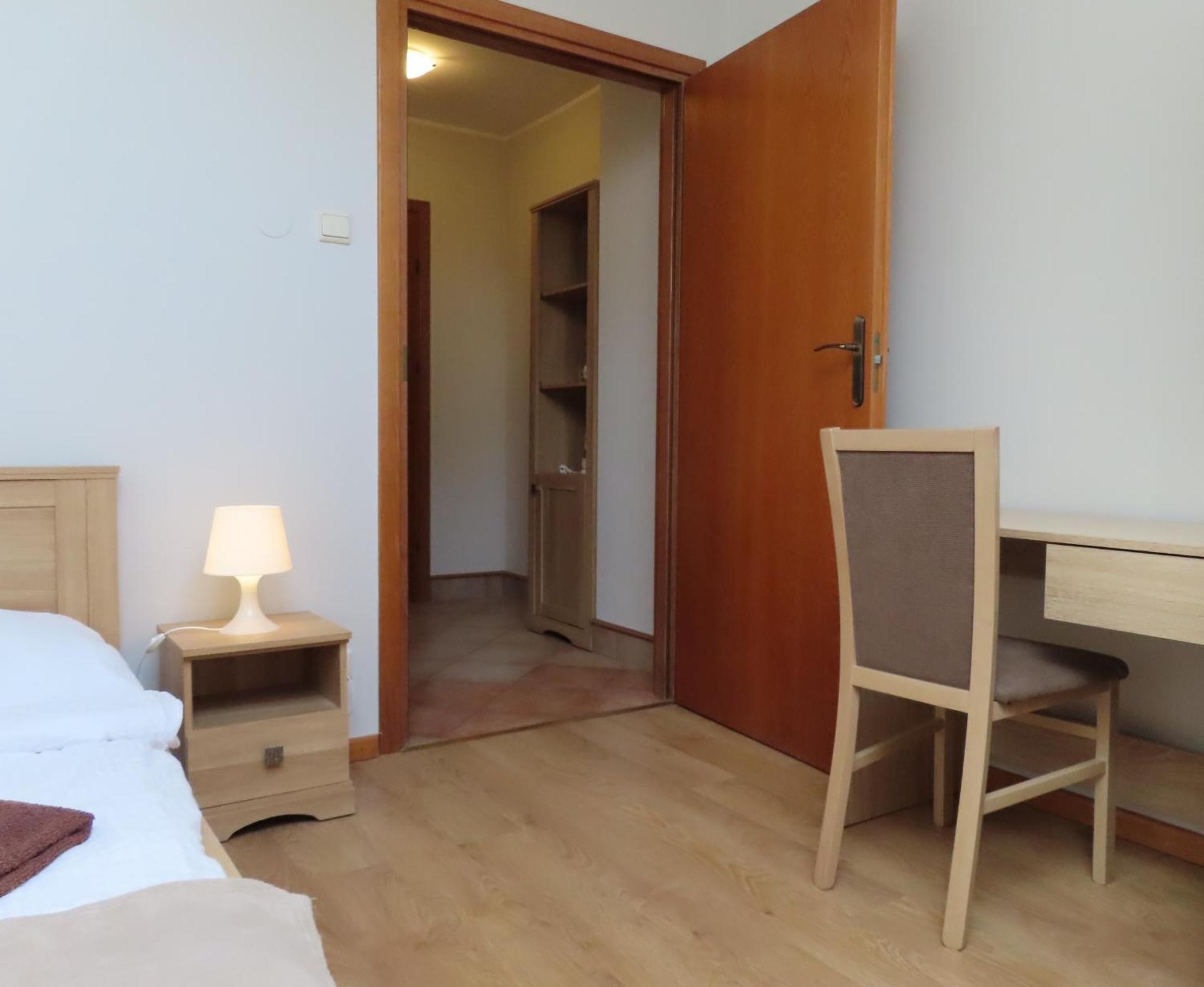 Dobry Zakatek Dom Rekolekcyjny Hotel คอนสแตนชิน-เยซออร์นา ภายนอก รูปภาพ