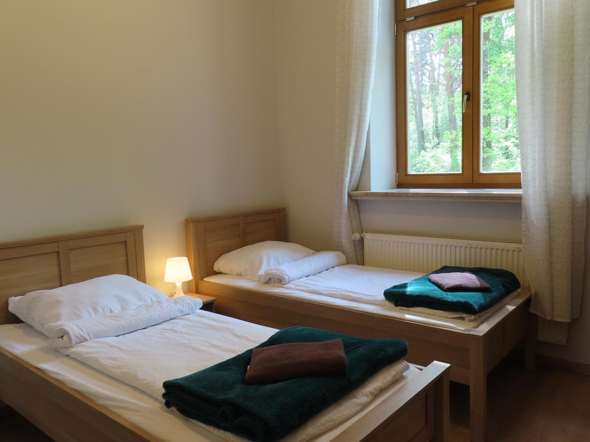 Dobry Zakatek Dom Rekolekcyjny Hotel คอนสแตนชิน-เยซออร์นา ภายนอก รูปภาพ